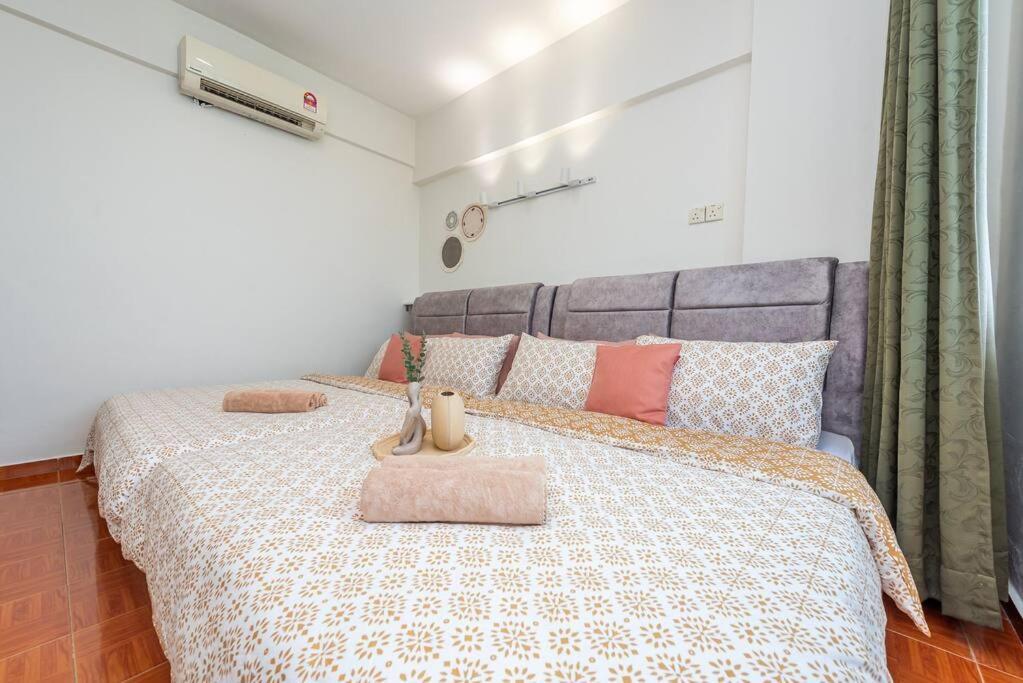 Portdickson Beachfront 10pax3br 1mintobeach Apartment Port Dickson