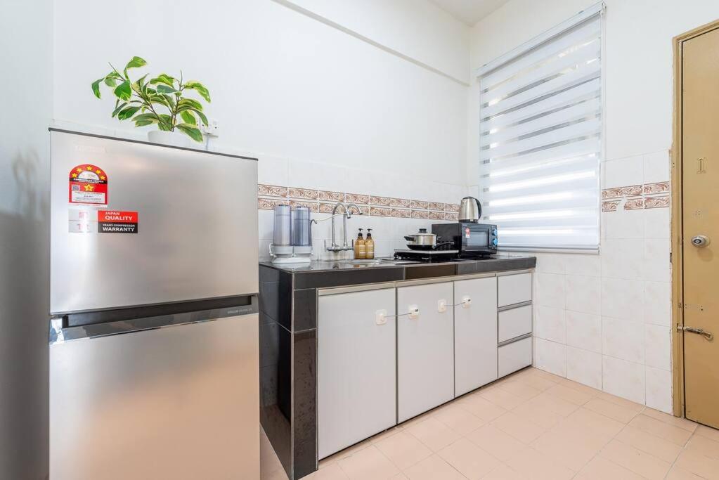Apartment Portdickson Beachfront 10pax3br 1mintobeach Port Dickson